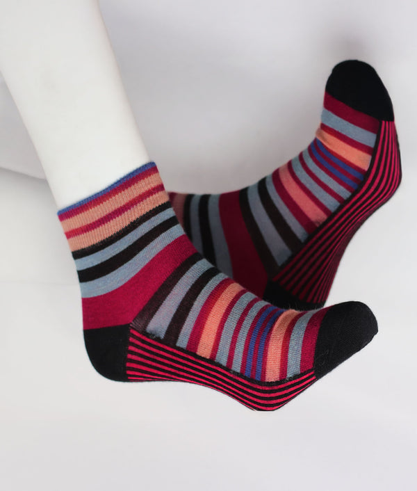 Vinicunca Lines Short Women's Socks