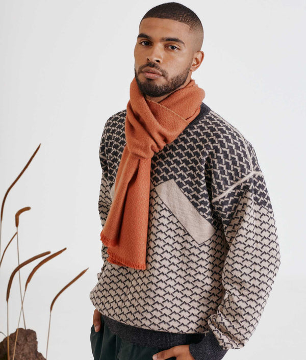 Little Espigas Motif Scarf - Redwood And Affogato