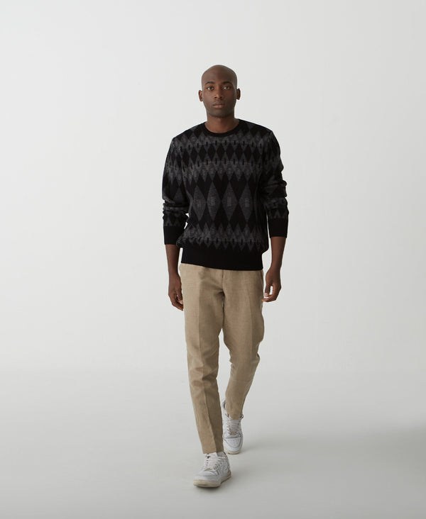 Geometric Patterns Sweater - Black Beauty And Magnet