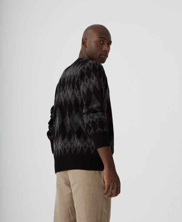 Geometric Patterns Sweater - Black Beauty And Magnet