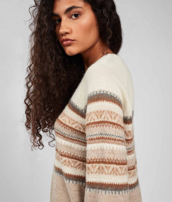 Her Yoke Jacquard O Neck Sweater - Smoke Gray And Artic Wolf