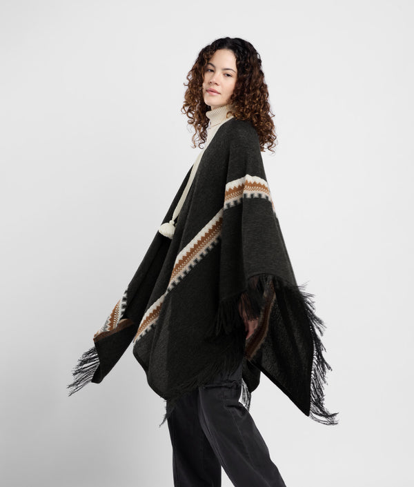Her Narrador Poncho - Black Beauty And Imperial Topaz