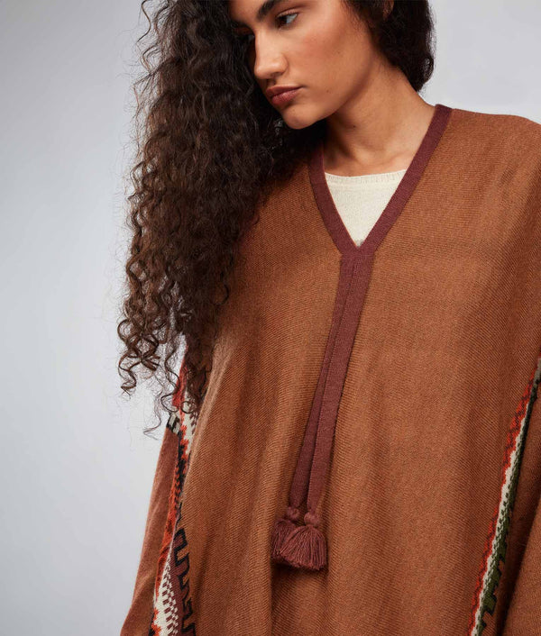 Her Narrador Poncho - Bombay Brown And Roasted Russet