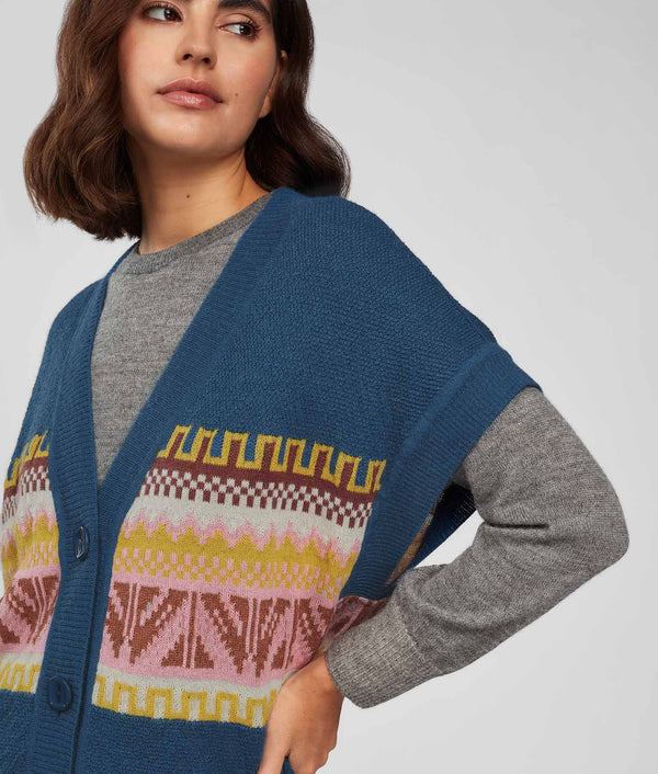 Jacquard Landscape Vest - Cabernet And Majolica Blue
