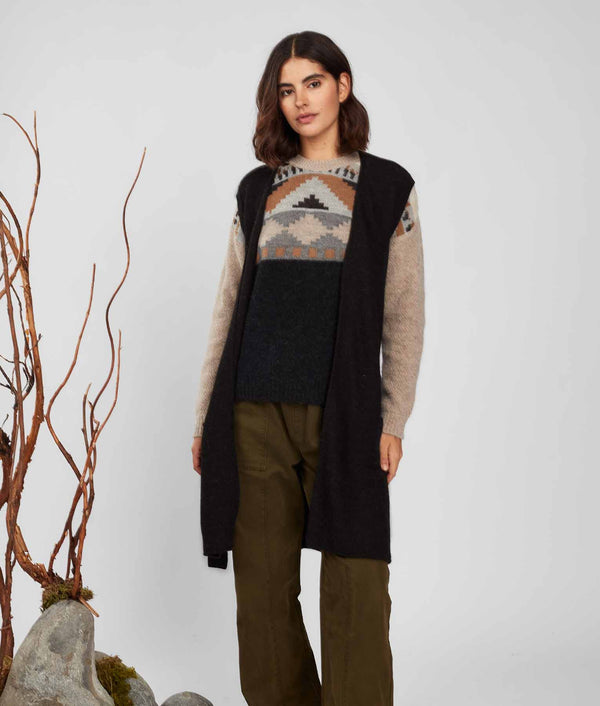Links Long Vest - Black Onyx