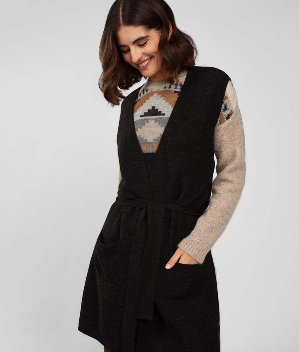 Links Long Vest - Black Onyx