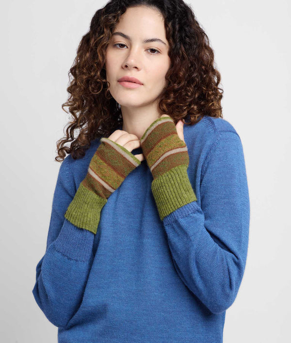 Las Huellas Mittens