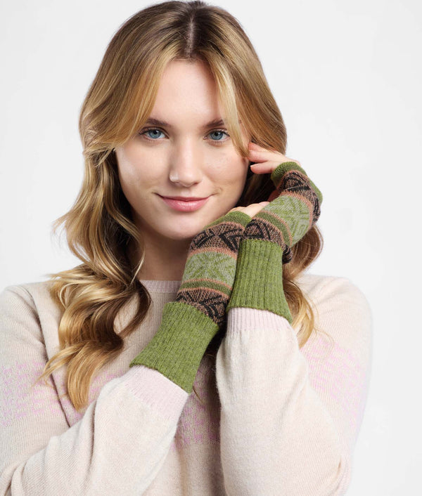 Las Huellas Mittens