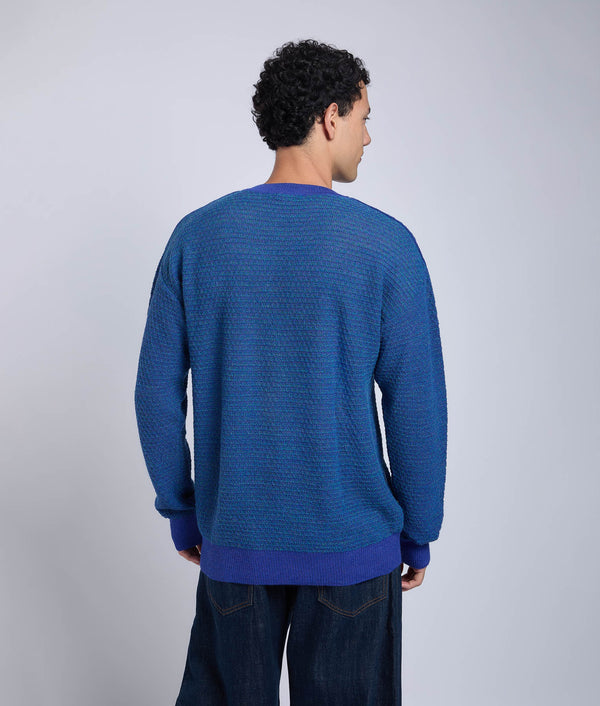 Open eyes pullover