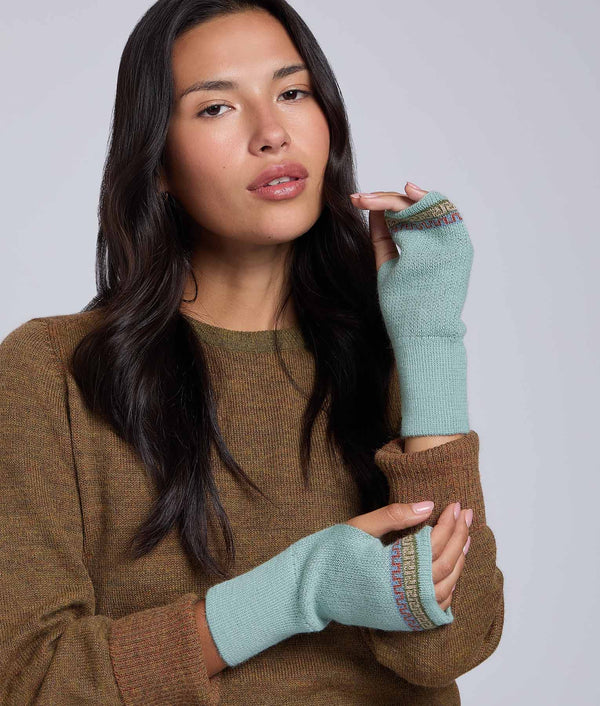 All Over Jacquard Gloves