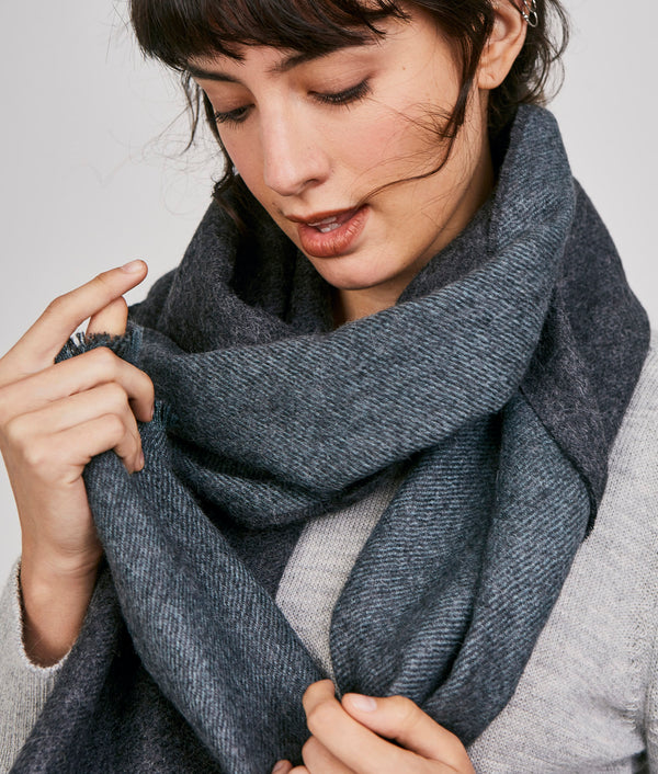 Sarga Solid Double Face Scarf